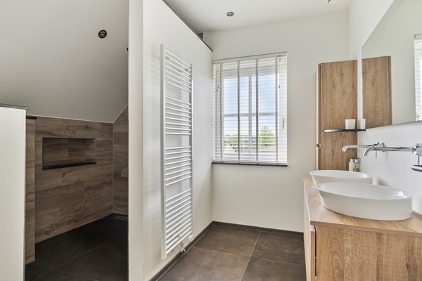Medium property photo - Van Sevenbornlaan 1, 6027 RP Soerendonk